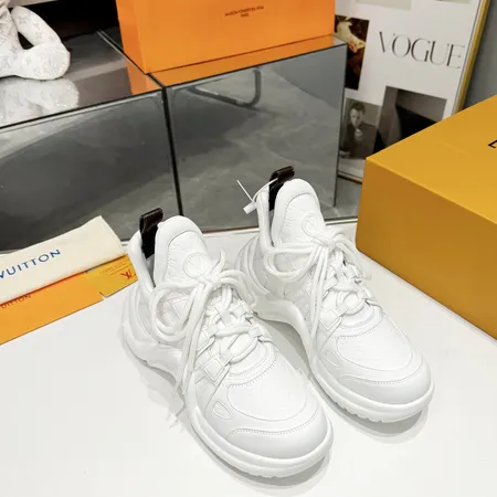 ルイヴィトン スニーカー