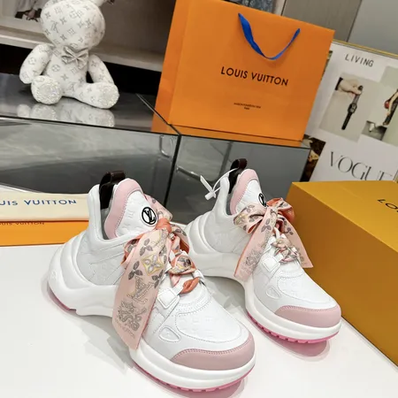 ルイヴィトン スニーカー