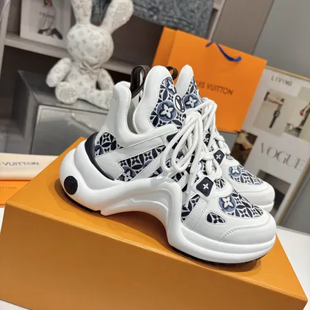 ルイヴィトン スニーカー