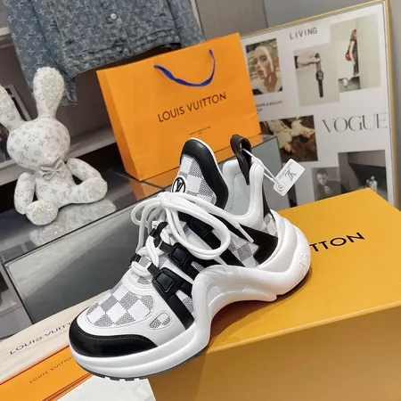 ルイヴィトン スニーカー