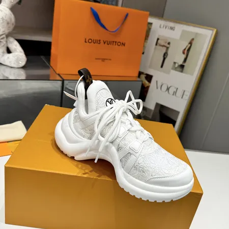 ルイヴィトン スニーカー