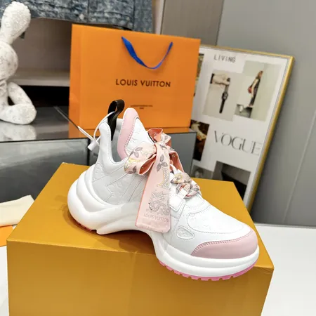 ルイヴィトン スニーカー