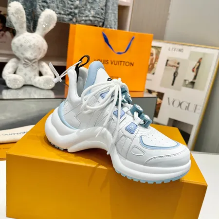 ルイヴィトン スニーカー