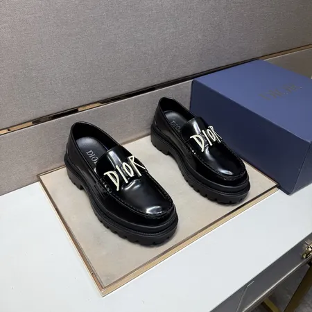 ディオール カジュアルシューズ