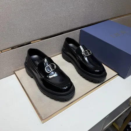 ディオール カジュアルシューズ