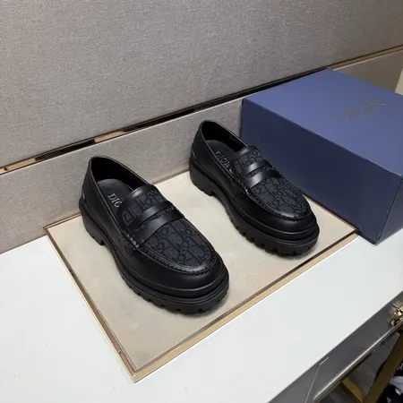 ディオール カジュアルシューズ