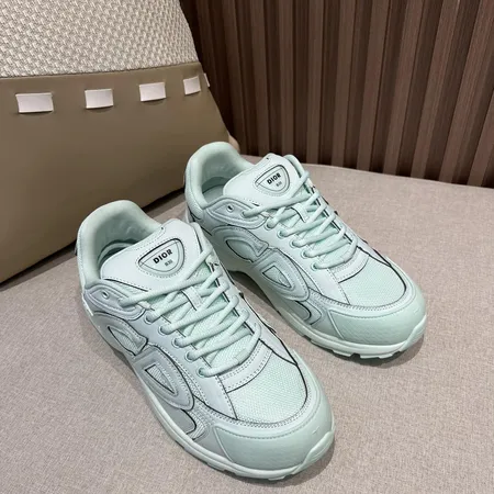 ディオール スニーカー