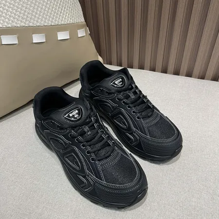 ディオール スニーカー