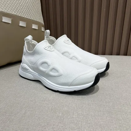 ディオール スニーカー