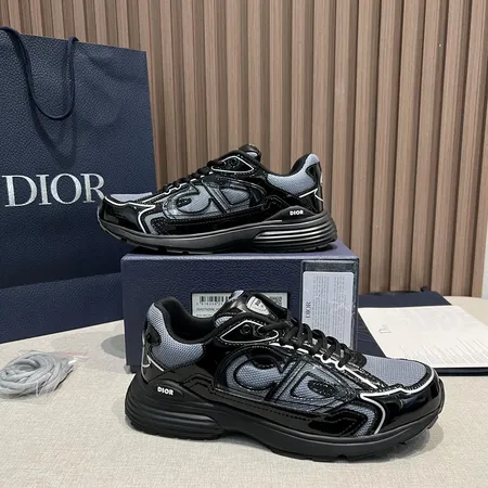 ディオール スニーカー