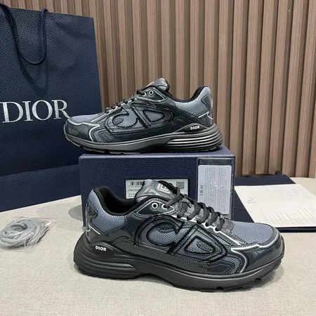 ディオール スニーカー