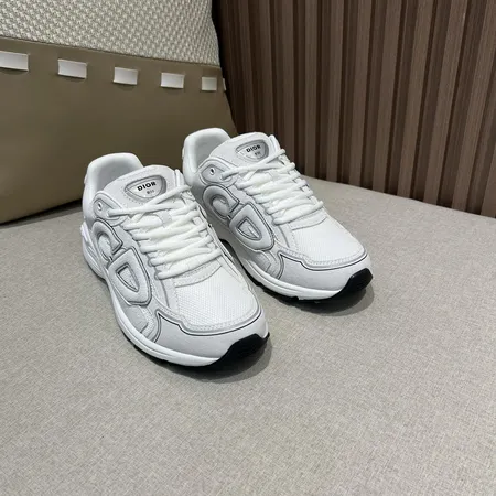 ディオール スニーカー