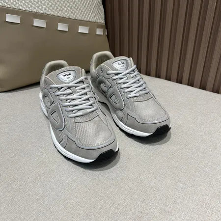 ディオール スニーカー