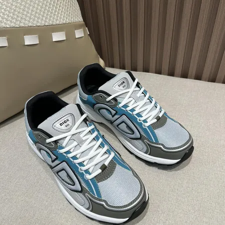 ディオール スニーカー