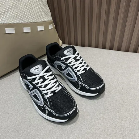 ディオール スニーカー