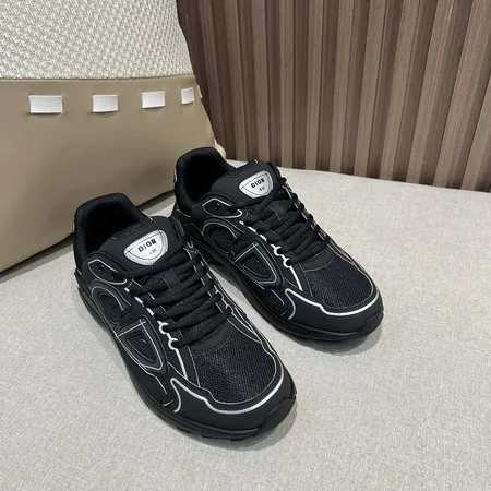 ディオール スニーカー