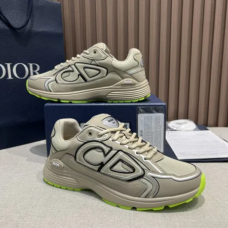 ディオール スニーカー