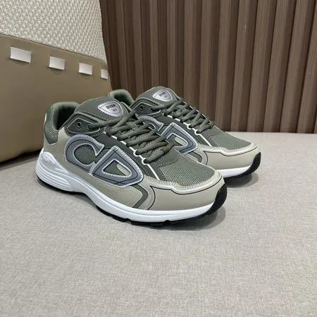 ディオール スニーカー