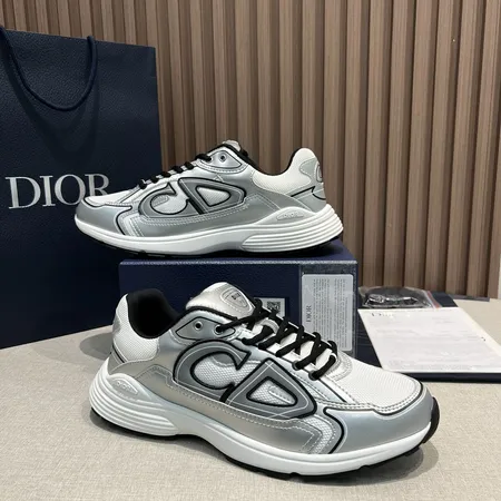 ディオール スニーカー