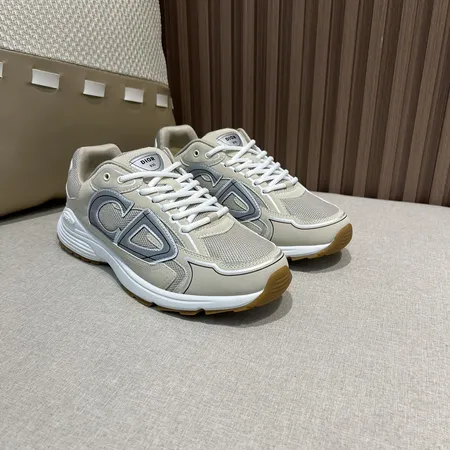 ディオール スニーカー