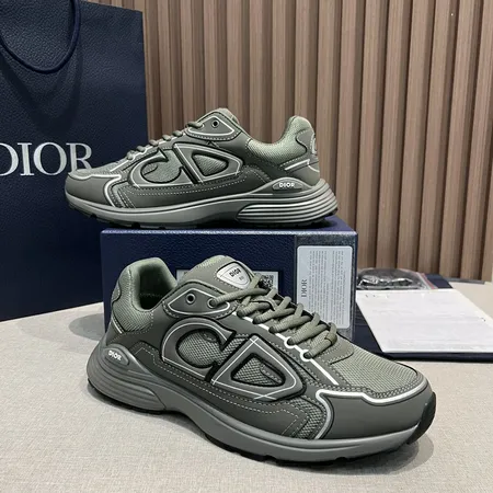 ディオール スニーカー