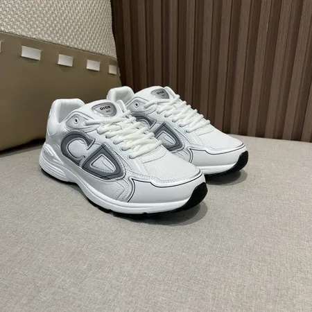 ディオール スニーカー