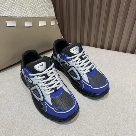 ディオール スニーカー