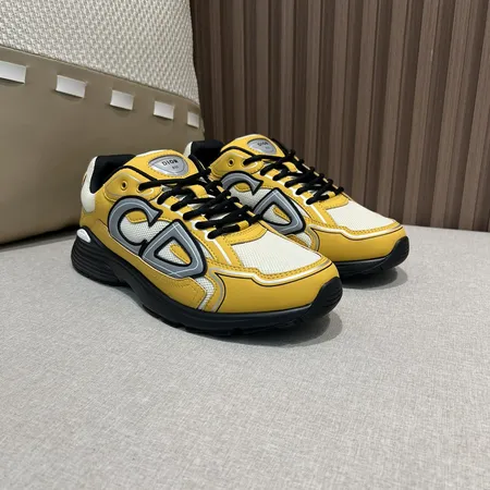 ディオール スニーカー