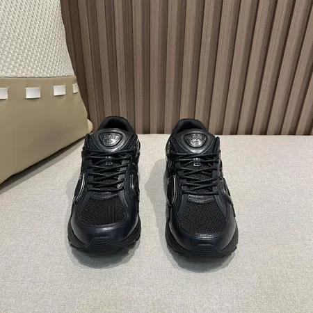 ディオール スニーカー