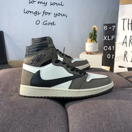 ナイキ スニーカー