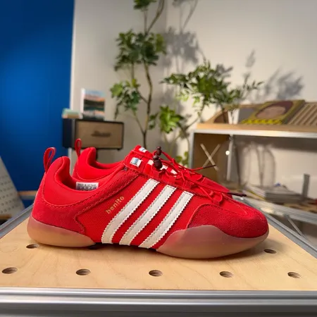 アディダス カジュアルシューズ