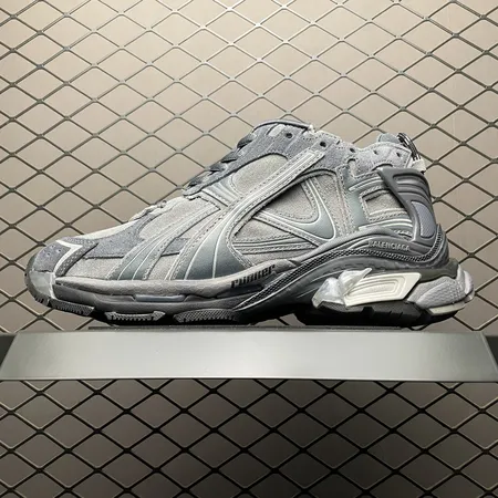 バレンシアガ スニーカー