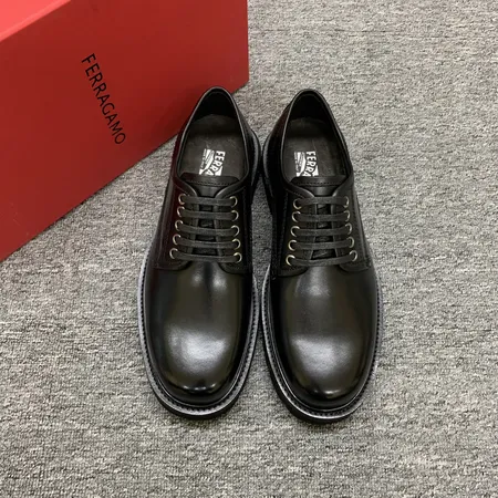 フェラガモ ビジネスシューズ