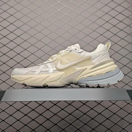 ナイキ スニーカー