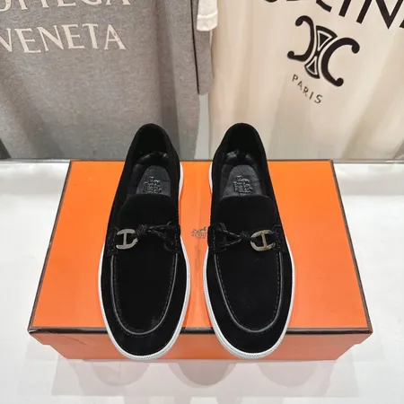 エルメス カジュアルシューズ