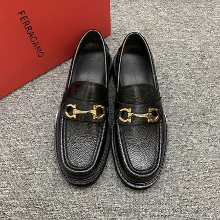 フェラガモ ビジネスシューズ