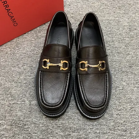 フェラガモ ビジネスシューズ