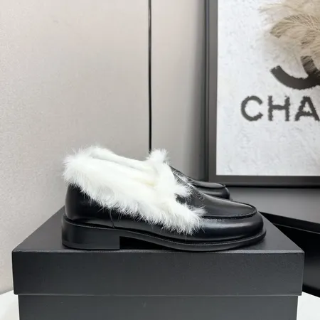 シャネル カジュアルシューズ