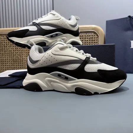 ディオール スニーカー