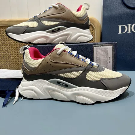 ディオール スニーカー