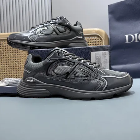 ディオール スニーカー