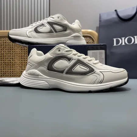 ディオール スニーカー