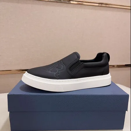 ディオール カジュアルシューズ