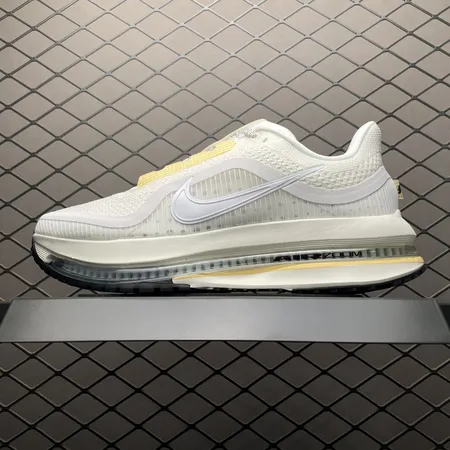 ナイキ スニーカー