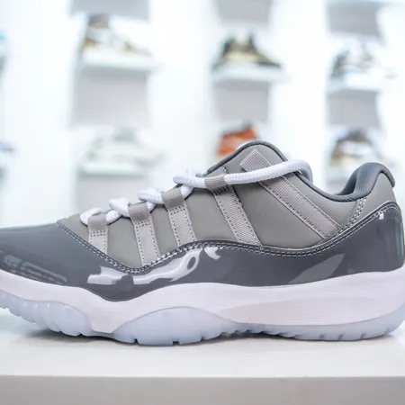 エアジョーダン スニーカー