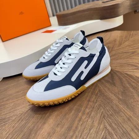 エルメス カジュアルシューズ