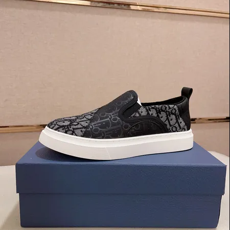 ディオール カジュアルシューズ