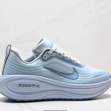 ナイキ スニーカー