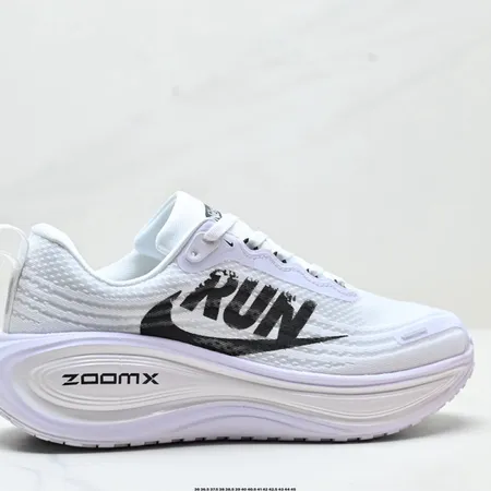 ナイキ スニーカー