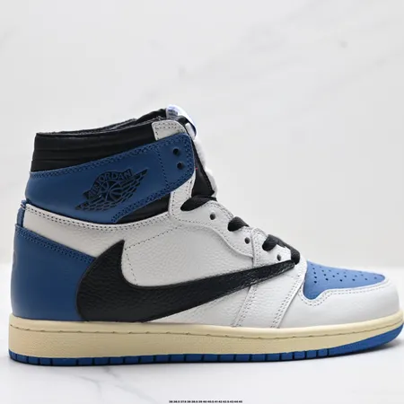 ナイキ スニーカー